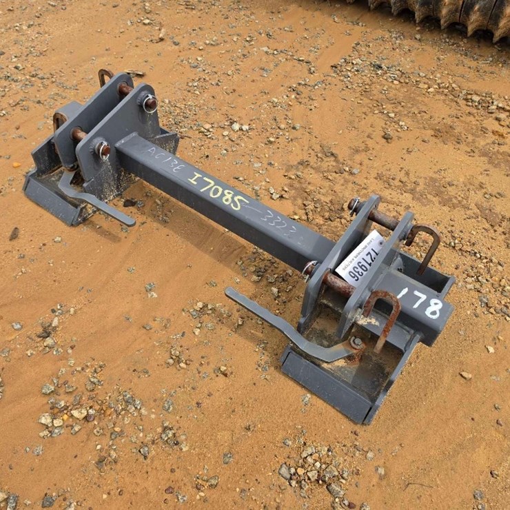 178 - SKID STTER QUICK ATTACH ADPT
