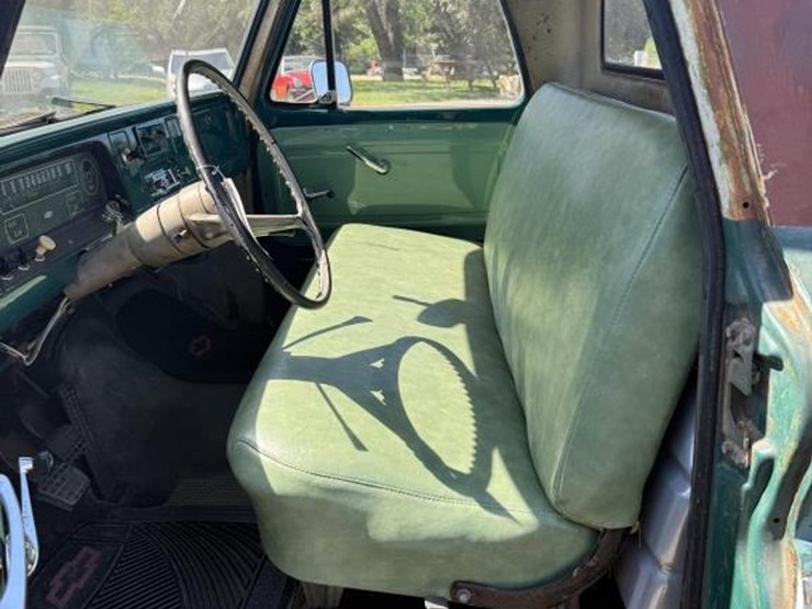 1965-chevrolet-c10-image-18