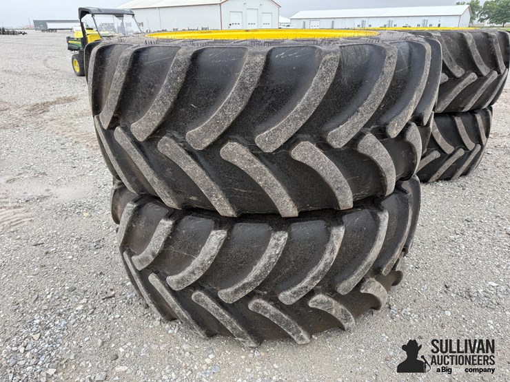 john-deere-12-image-11