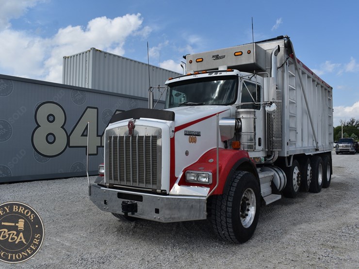 2007-kenworth-t800-image-3