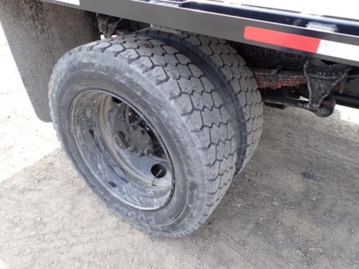 2005-international-durastar-4200-image-50