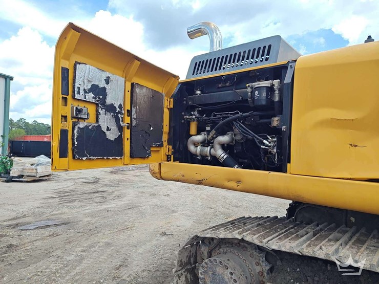 deere-350g-lc-image-10