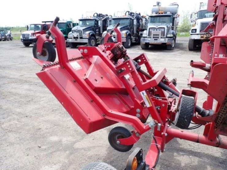 2016-kubota-m6-141-image-71