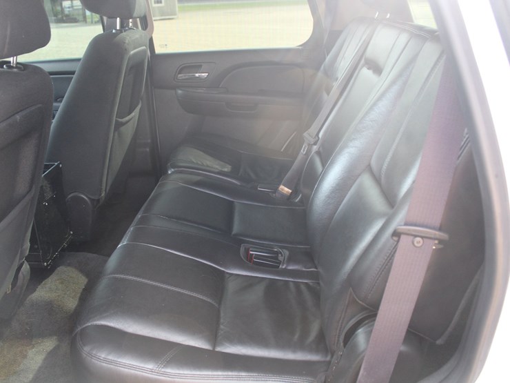 2012-chevrolet-tahoe-image-7