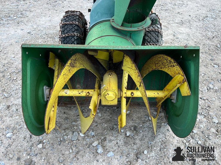 john-deere-24-image-13