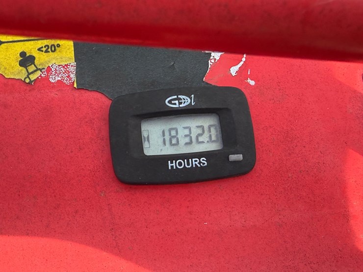 #6010-•-gravely-52"-pro-stance-52-zero-turn-lawnmower-image-15