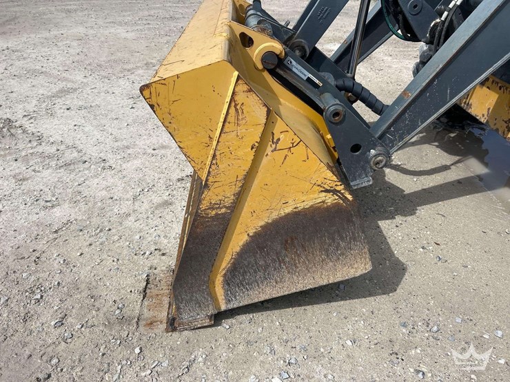 deere-410l-image-24
