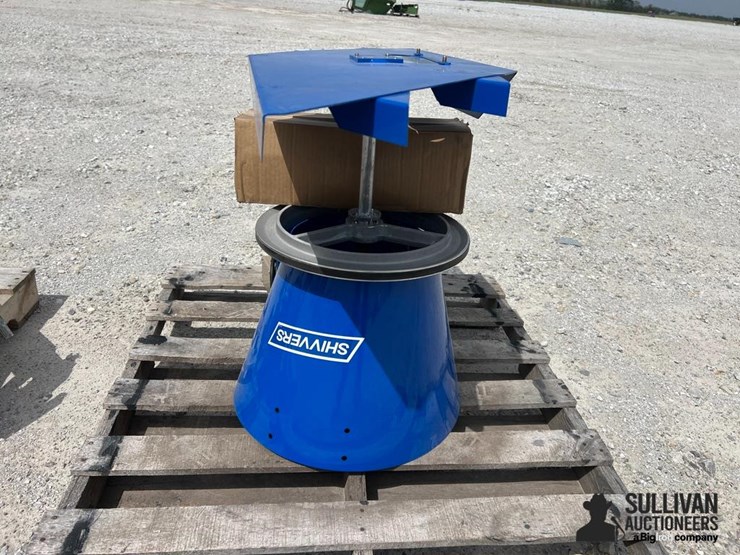 shivers-grain-hog-spreader-image-5