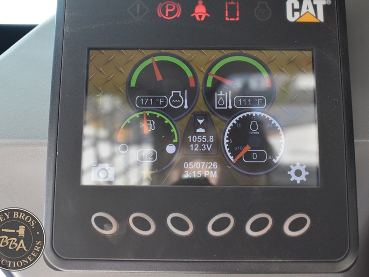 2023-caterpillar-259d3-image-45