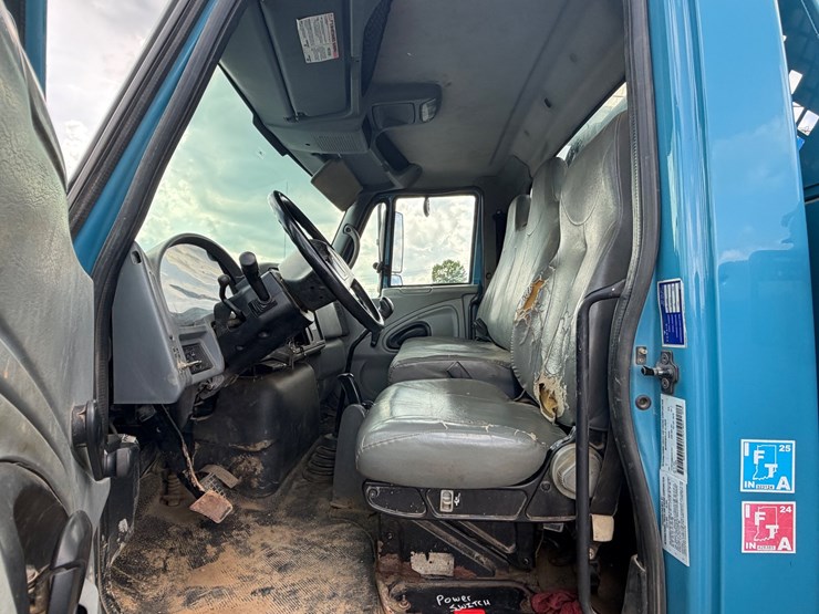 2007-international-durastar-4200-image-18