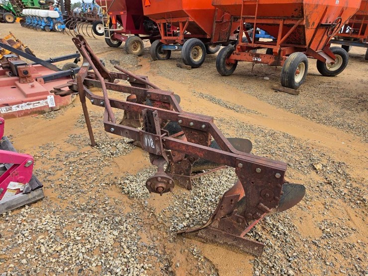 massey-ferguson-4-image-1