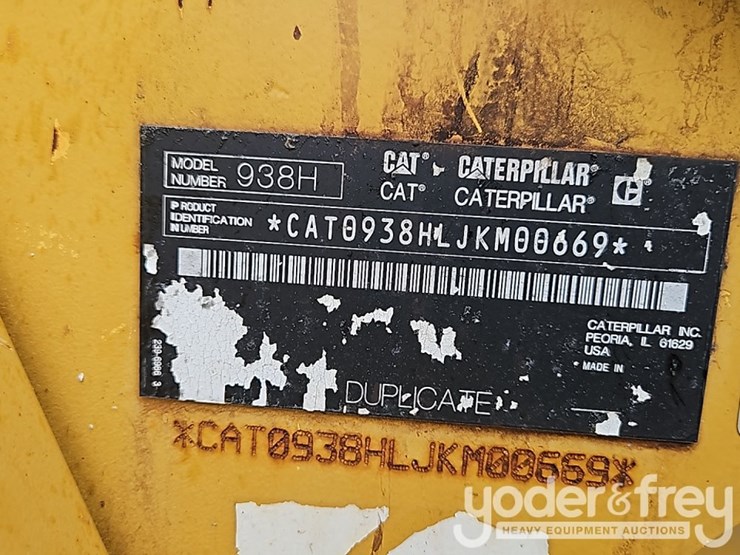 2009-caterpillar-938h-image-29