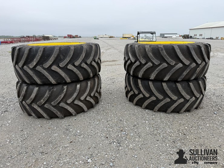 john-deere-12-image-3