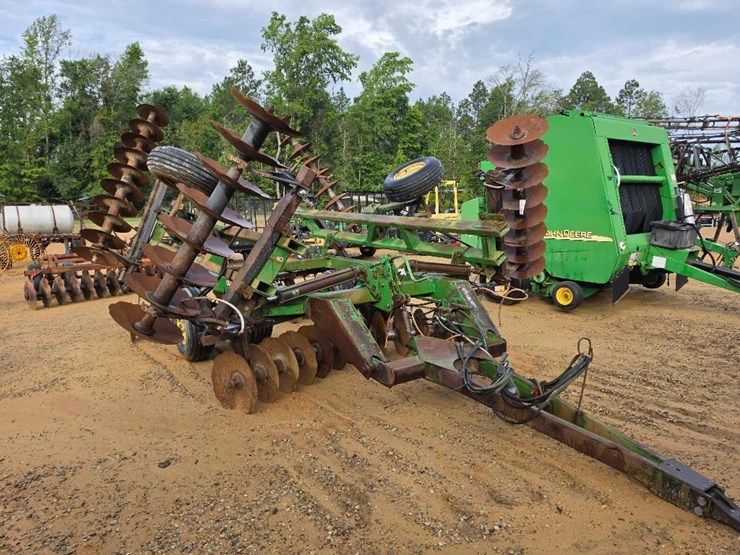 john-deere-630-image-4