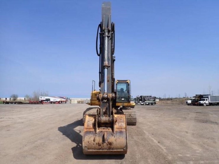 2009-deere-350d-lc-image-2