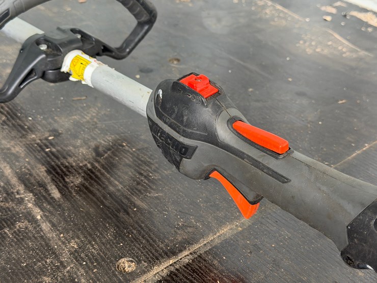 #6074-•-echo-shc225-2'-hedge-trimmer-image-4