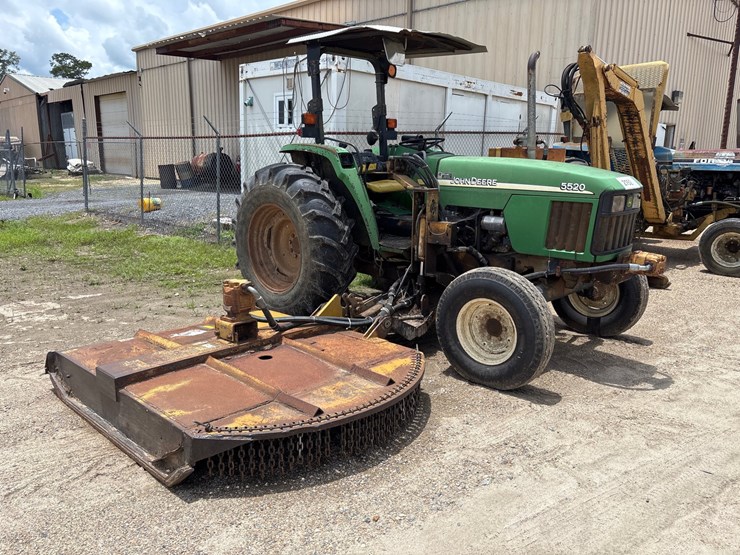 john-deere-5520-image-1