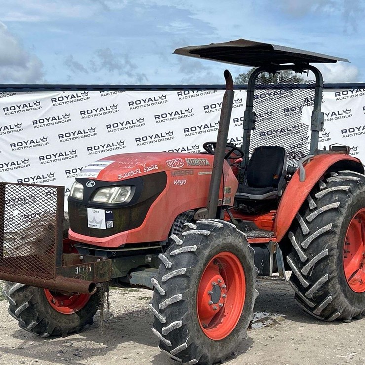 KUBOTA M9960D