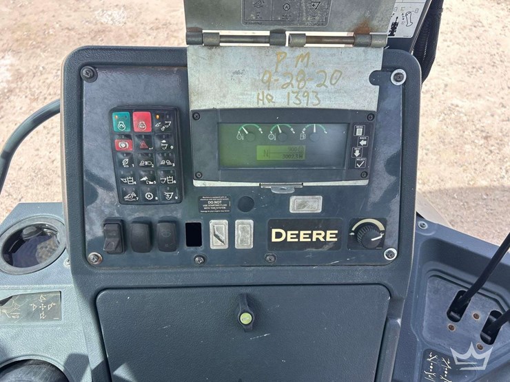 deere-410l-image-17