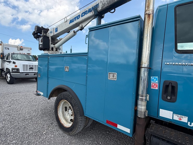 2007-international-durastar-4200-image-16