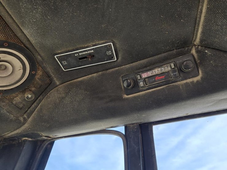 case-ih-5088-image-24