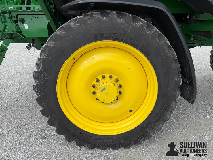 2024-john-deere-412r-image-17