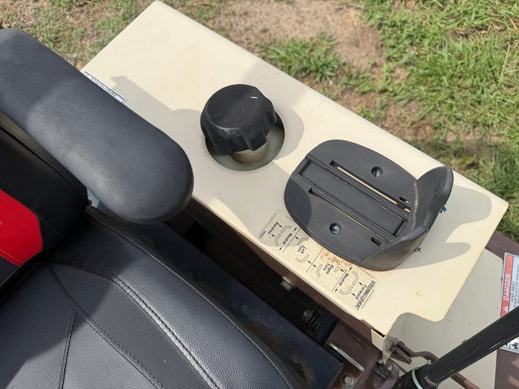 #6000-•-grasshopper-52"-zero-turn-lawnmower-image-12