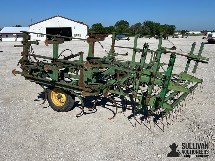 john-deere-1000-image-7