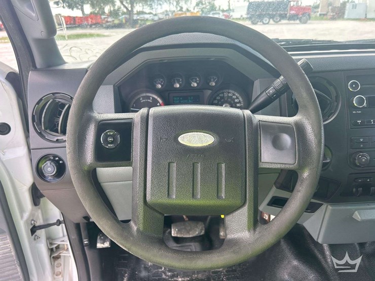 2013-ford-f450-image-13