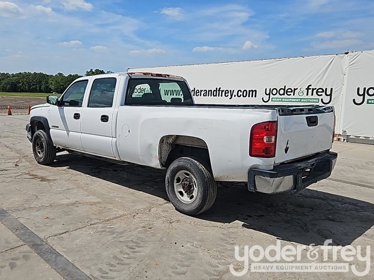 2006-chevrolet-silverado-2500hd-image-3