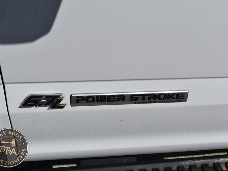 2017-ford-f550-xl-image-15