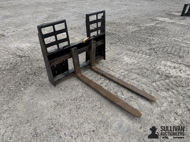 skidpro-48"-pallet-forks-image-3