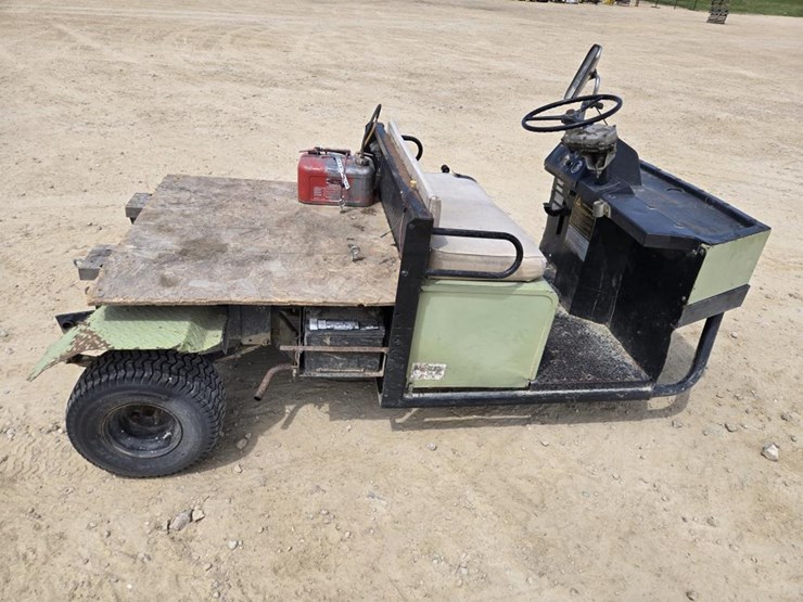 #1966-•-cushman-golf-cart-image-4