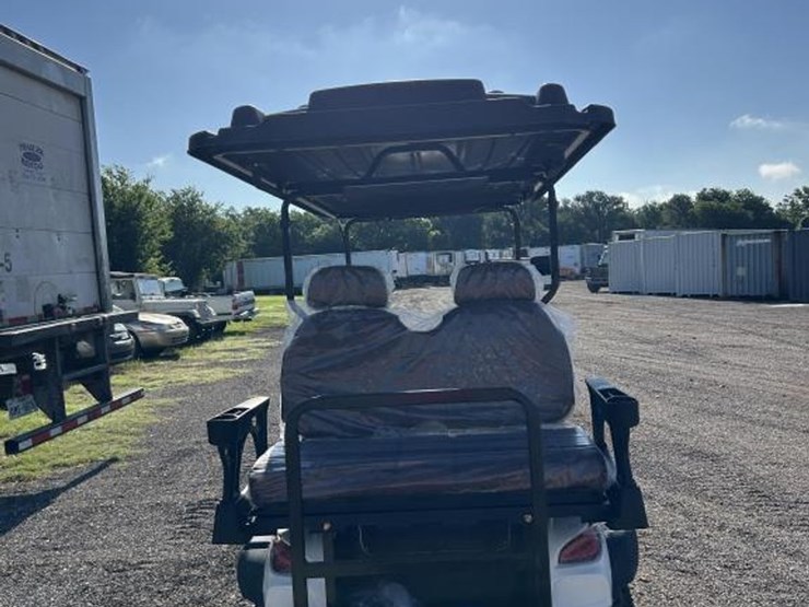 #41-•-4-seat-electric-golf-cart---sdlgc80---white-image-6
