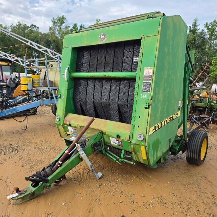 JOHN DEERE 566