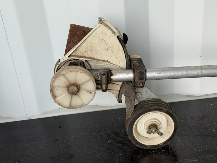 #6061-•-stihl-fs111r-edger-image-8