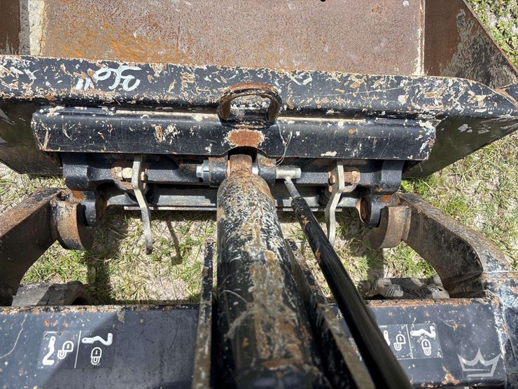 2020-ditch-witch-sk800-image-9