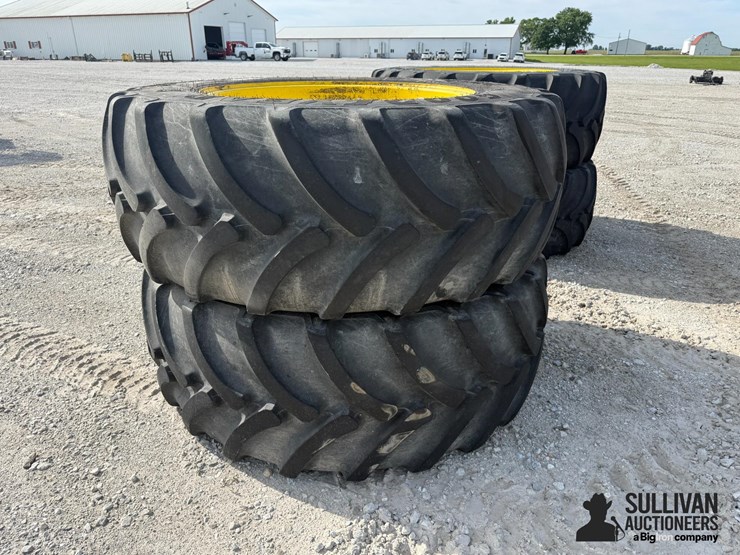 john-deere-12-image-3