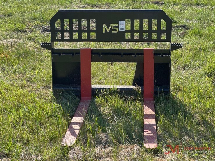heavy-duty-m5-pallet-forks-image-5