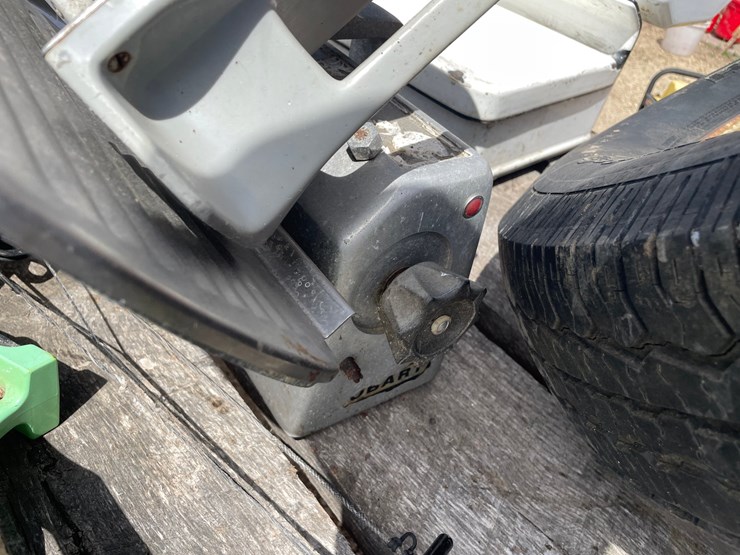#2138-•-12"-hobart-meat-slicer-image-8