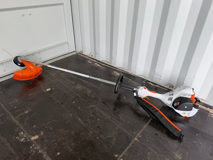 #6019-•-stihl-fs56rc-string-trimmer-image-1