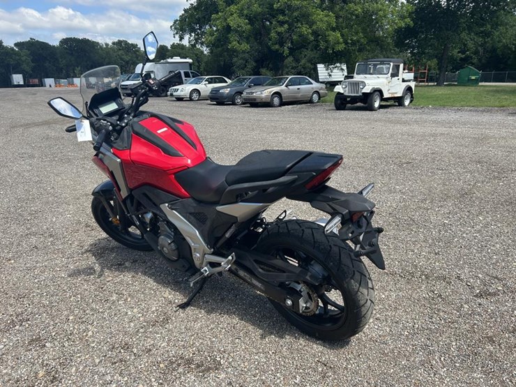 #2-•-2022-honda-nc750xd-image-22
