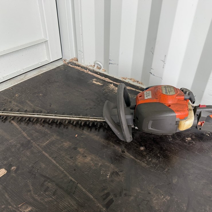 #6085 • Husqvarna 122HD60 Hedge Trimmer