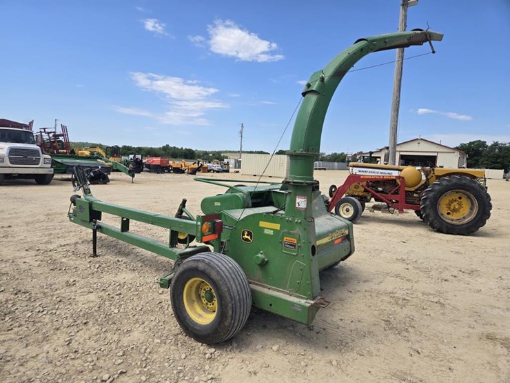 john-deere-3975-image-11
