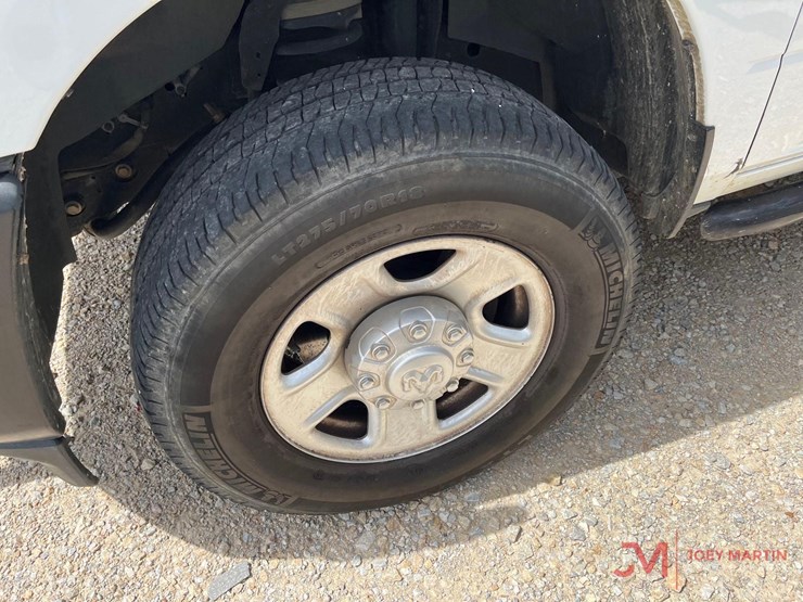 2020-dodge-ram-2500-image-21
