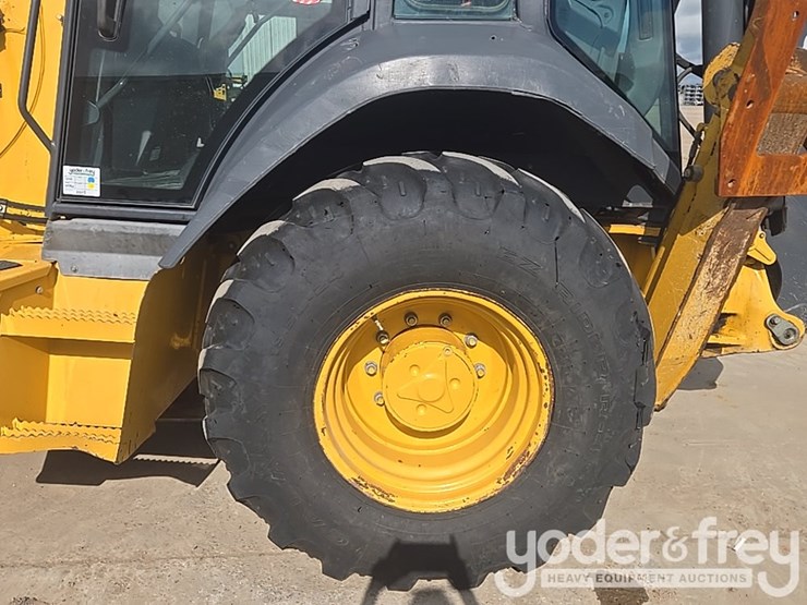2020-deere-310sl-image-10