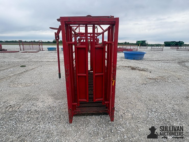 stronghold-cattle-chute-image-6