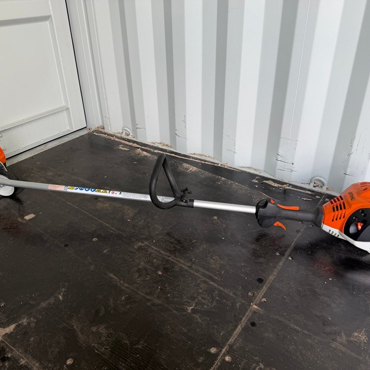 #6021 • STIHL FC70 Edger