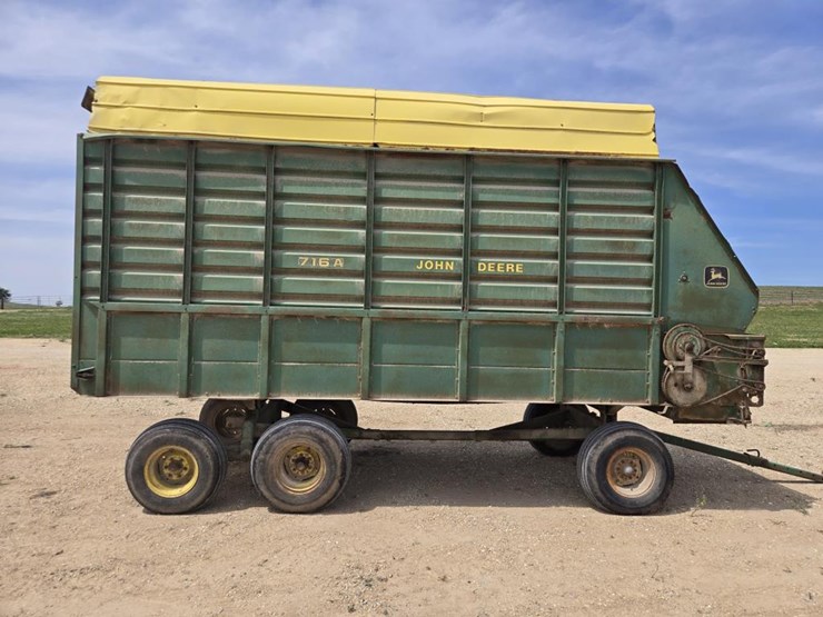 john-deere-716a-image-11