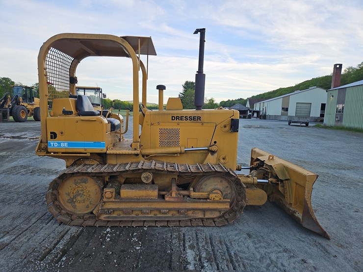1985-dresser-td-8e-crawler-dozer-image-6